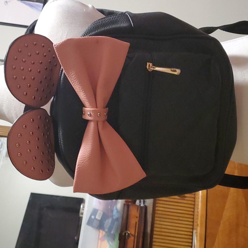Minnie Mouse Backpack - Picture 2 of 5